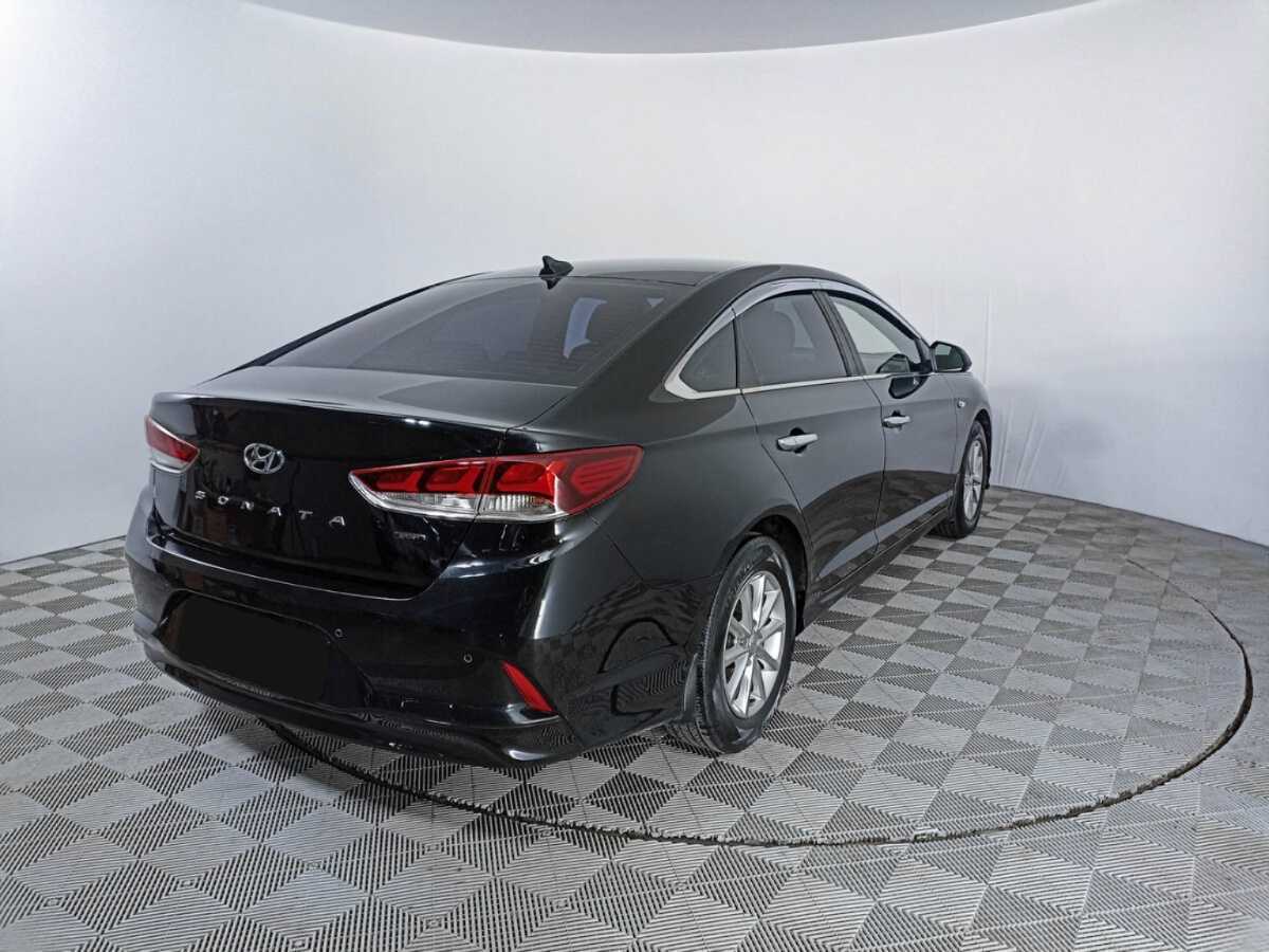 Hyundai Sonata 2017 года с пробегом. Фото: #4