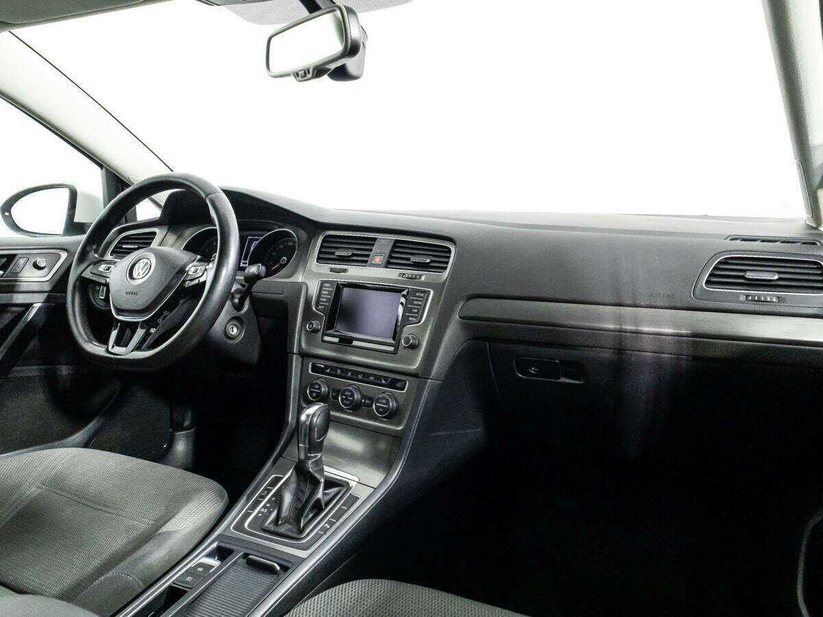 Volkswagen Golf 2013 года с пробегом. Фото: #8