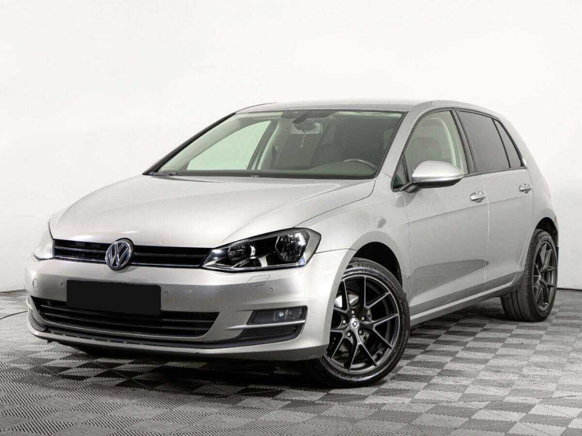 Volkswagen Golf 2013 года с пробегом. Посмотреть фото