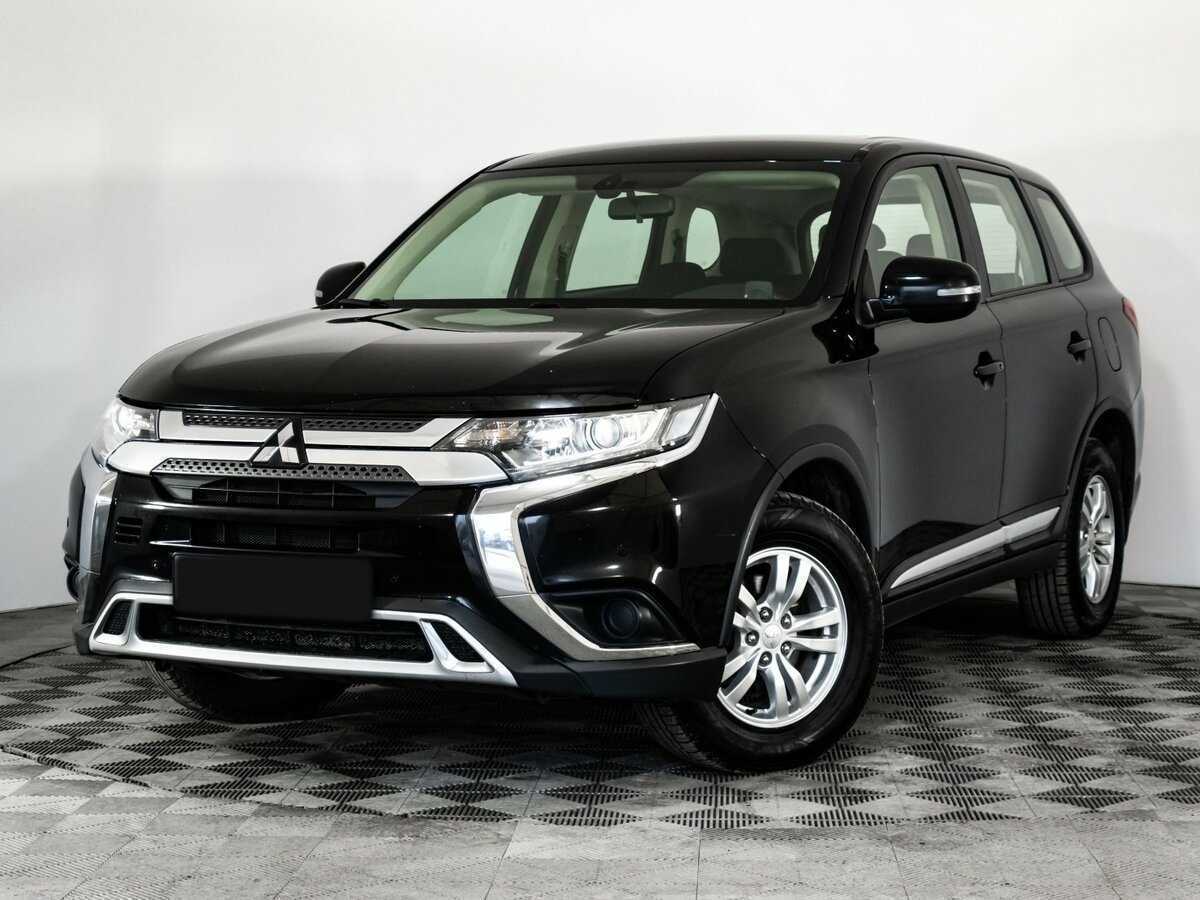 Mitsubishi Outlander 2018 года с пробегом. Посмотреть фото