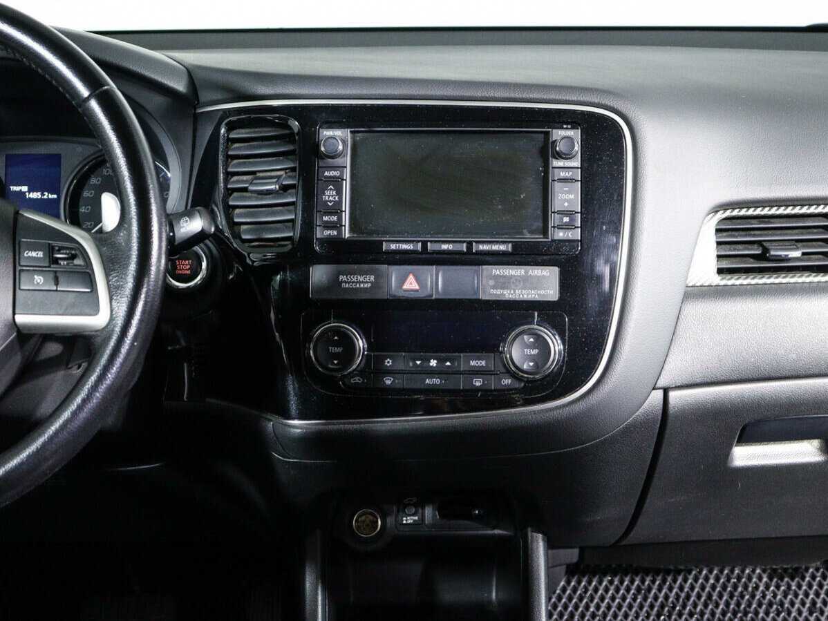 Mitsubishi Outlander 2012 года с пробегом. Фото: #12