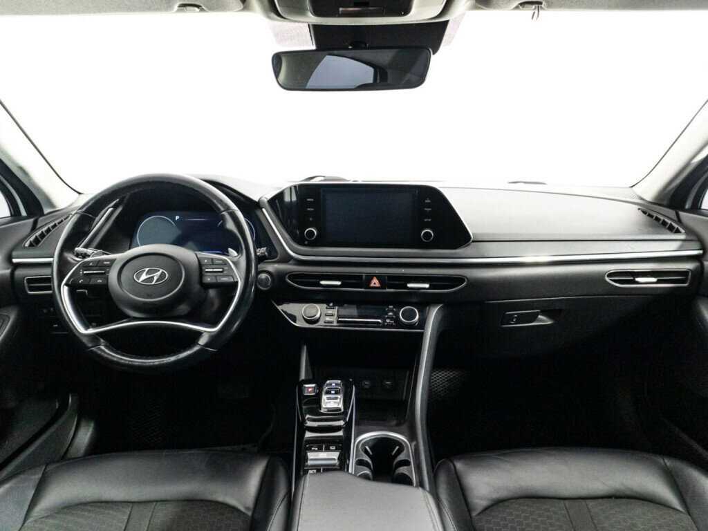 Hyundai Sonata 2019 года с пробегом. Фото: #12