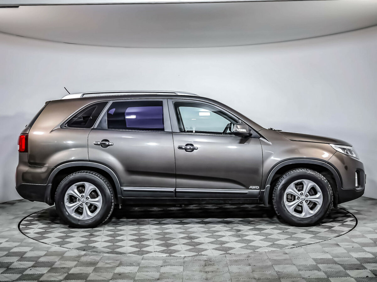 Kia Sorento 2013 года с пробегом. Фото: #3