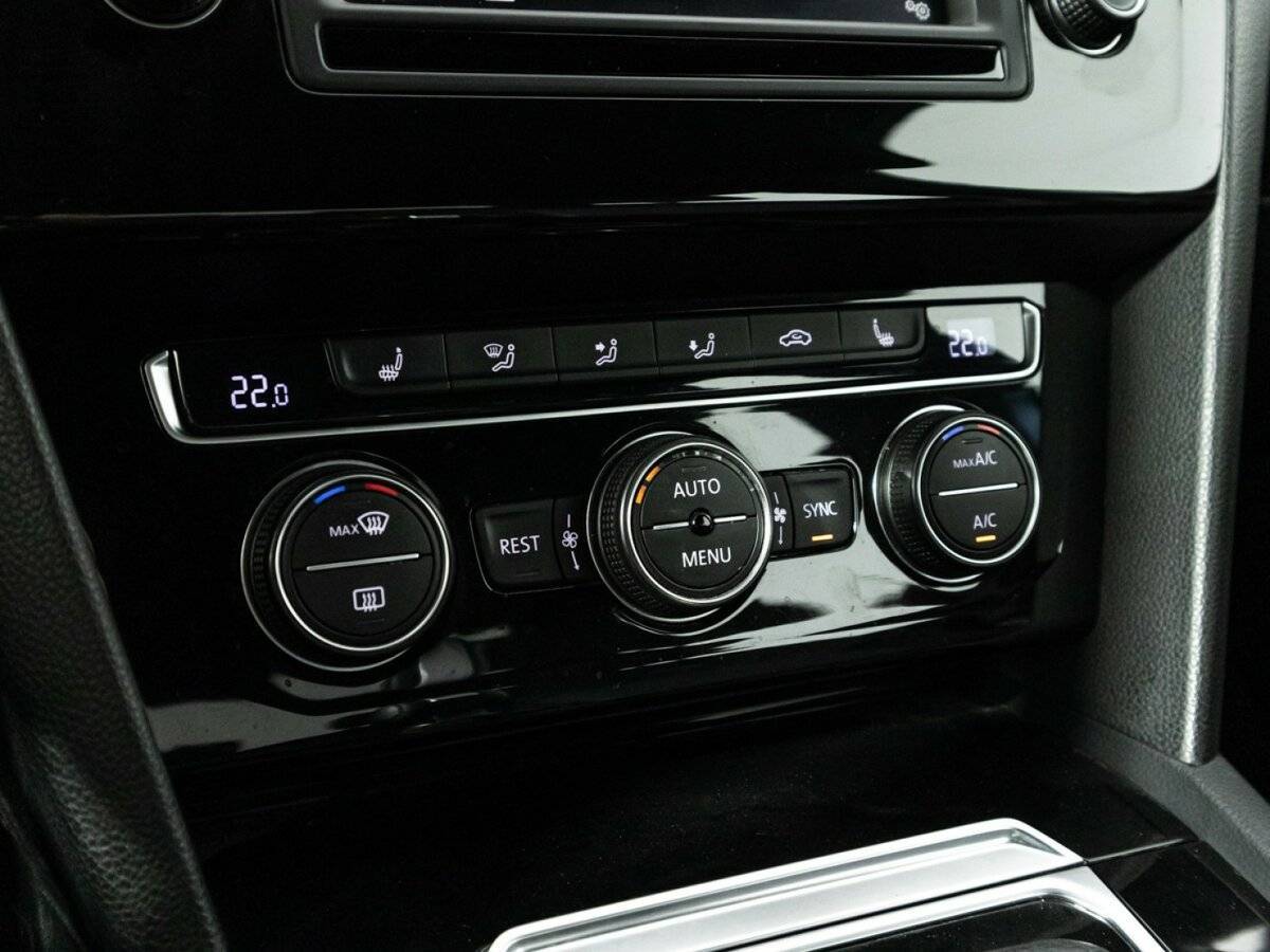 Volkswagen Passat 2017 года с пробегом. Фото: #19