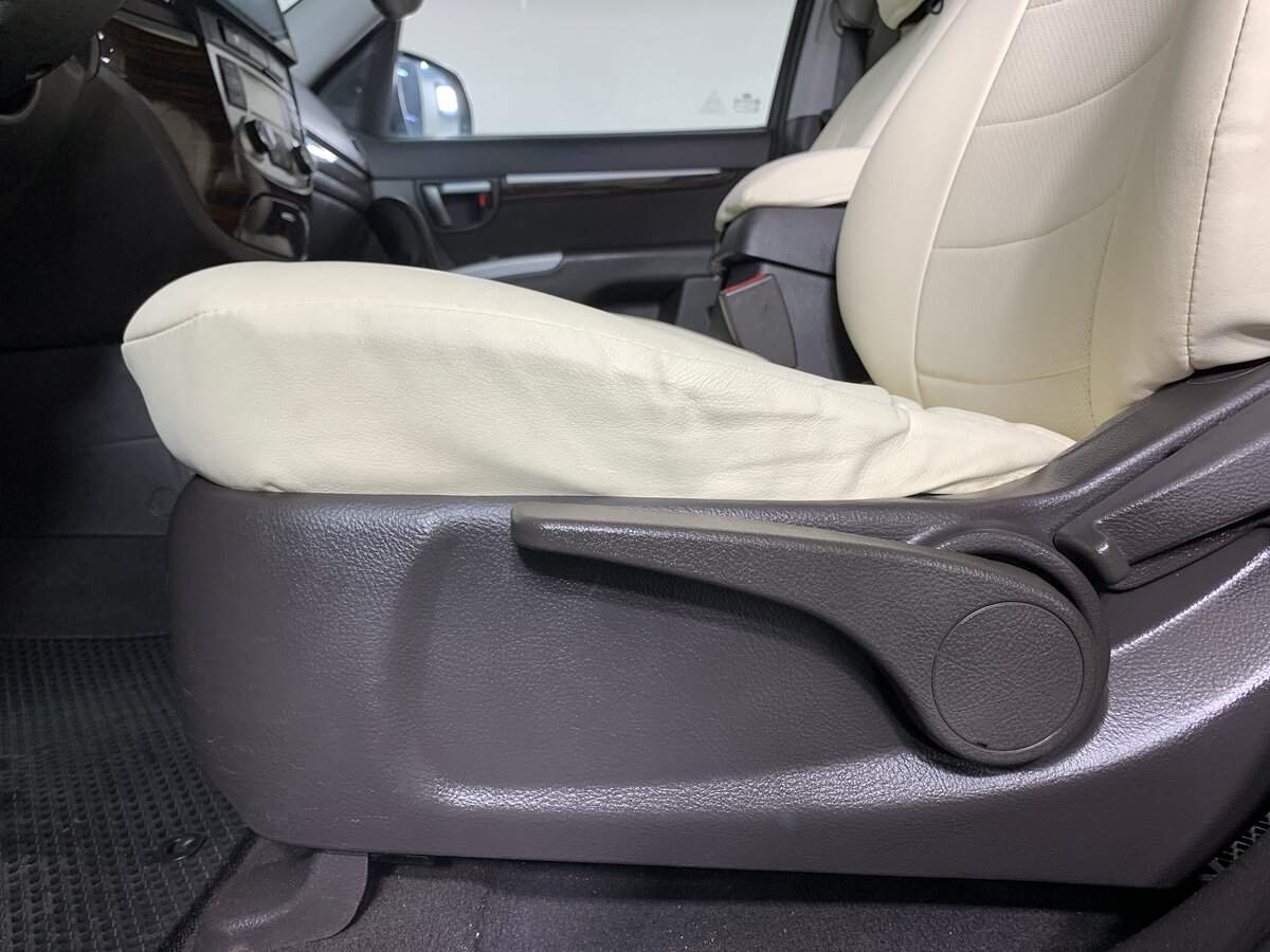 Hyundai Santa Fe 2012 года с пробегом. Фото: #15