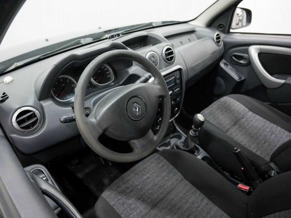 Renault Duster 2013 года с пробегом. Фото: #12