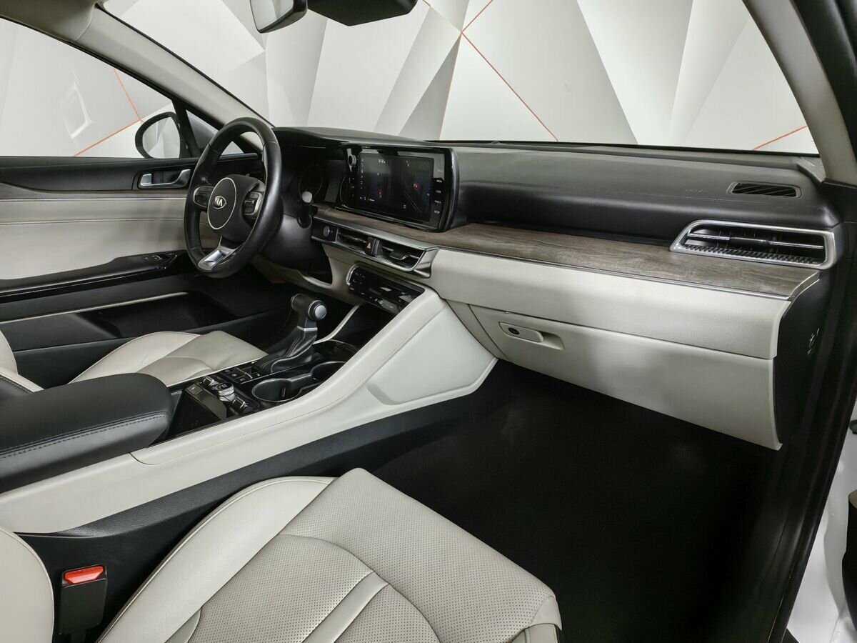Kia K5 2020 года с пробегом. Фото: #8