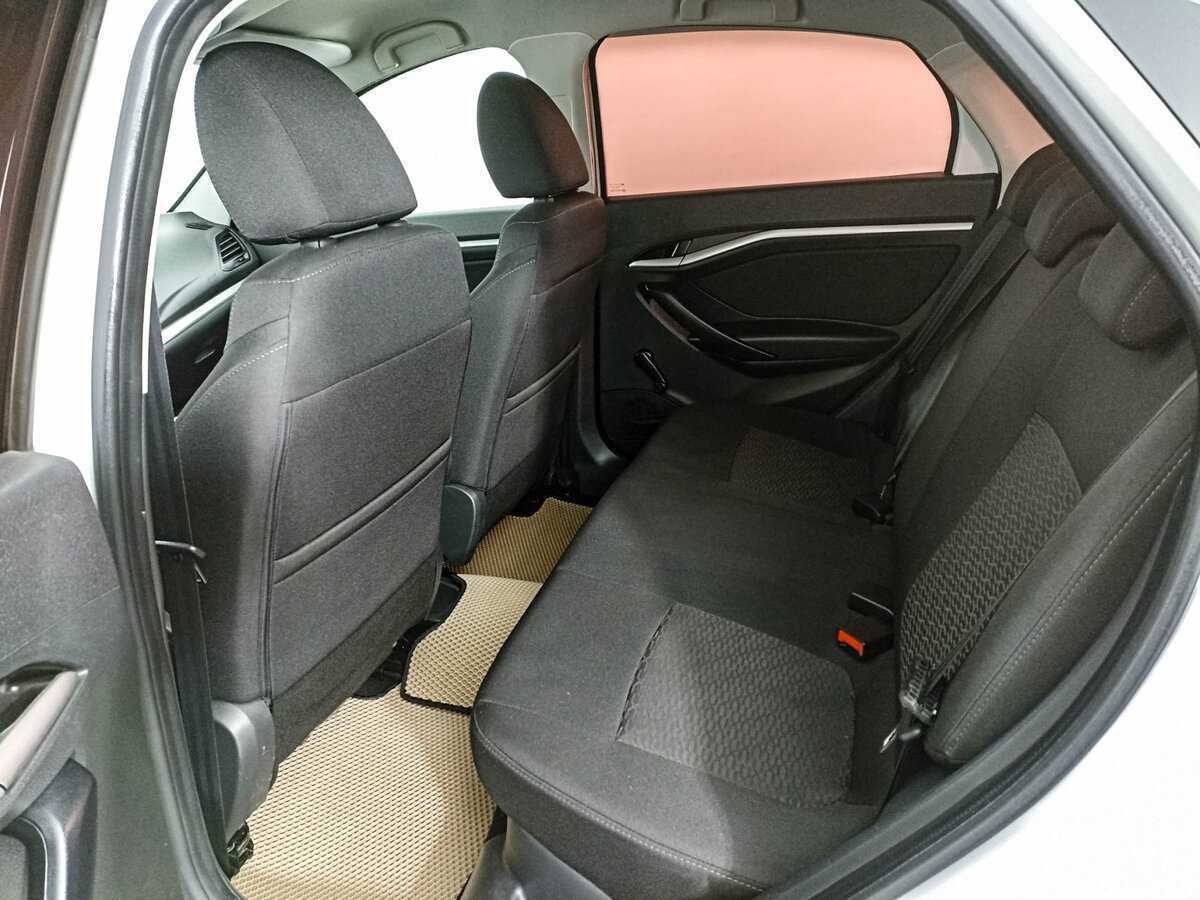 Lada (ВАЗ) Vesta 2017 года с пробегом. Фото: #11