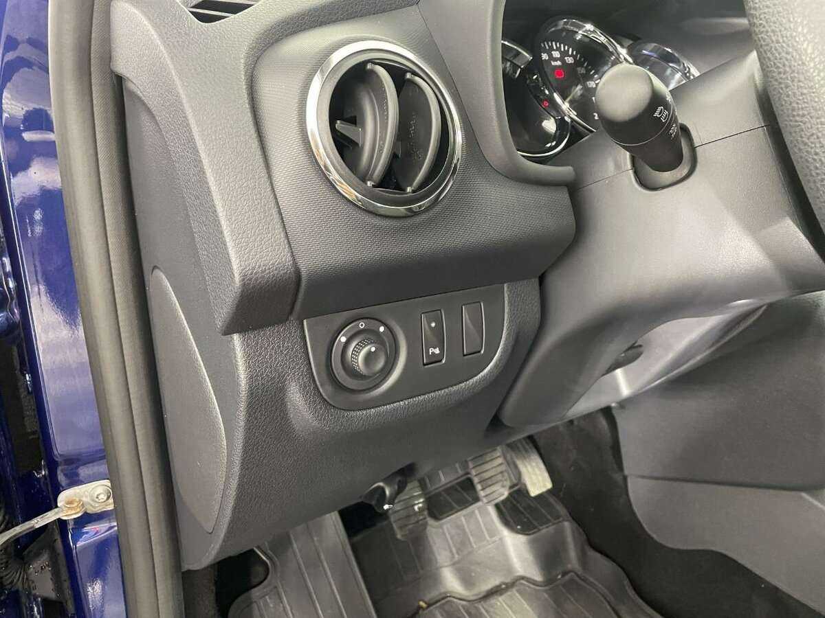 Renault Logan 2016 года с пробегом. Фото: #8