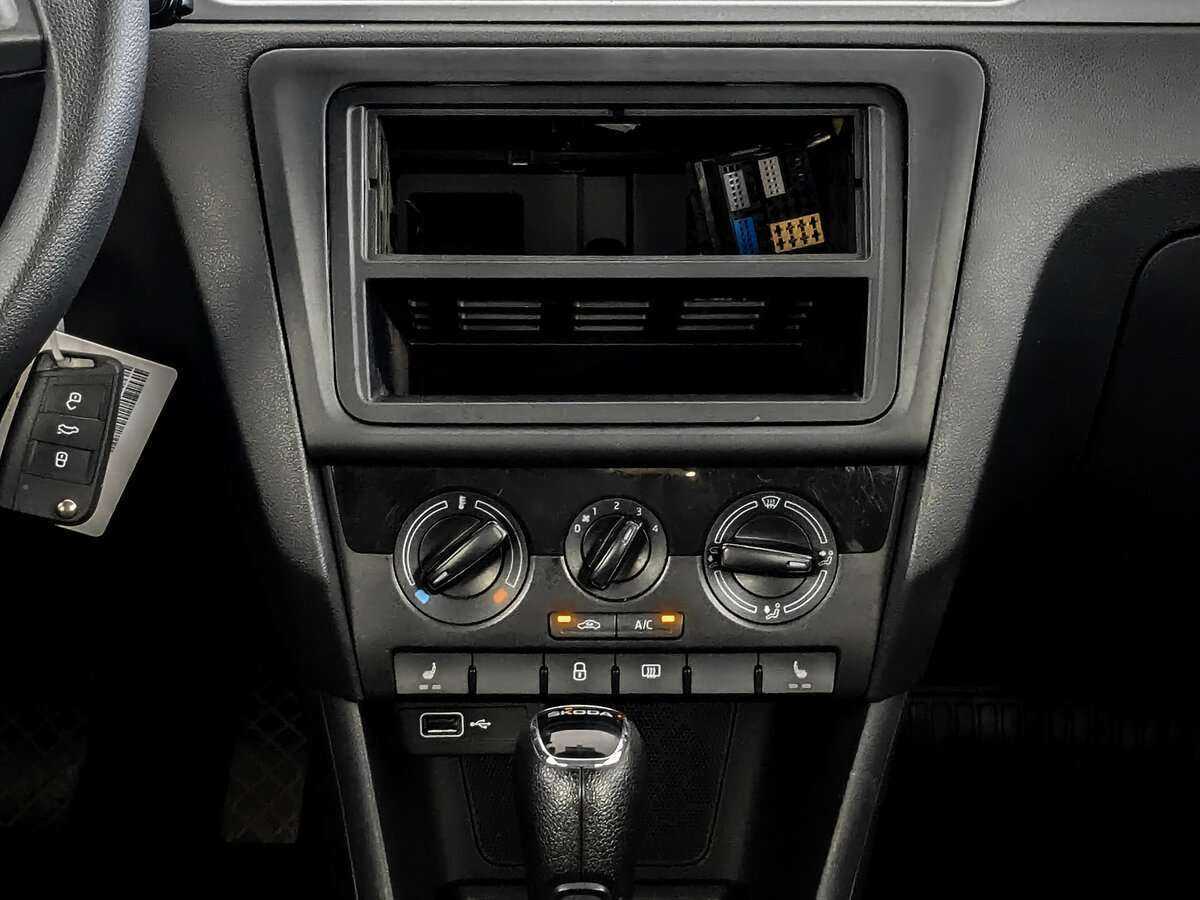 Skoda Rapid 2019 года с пробегом. Фото: #12