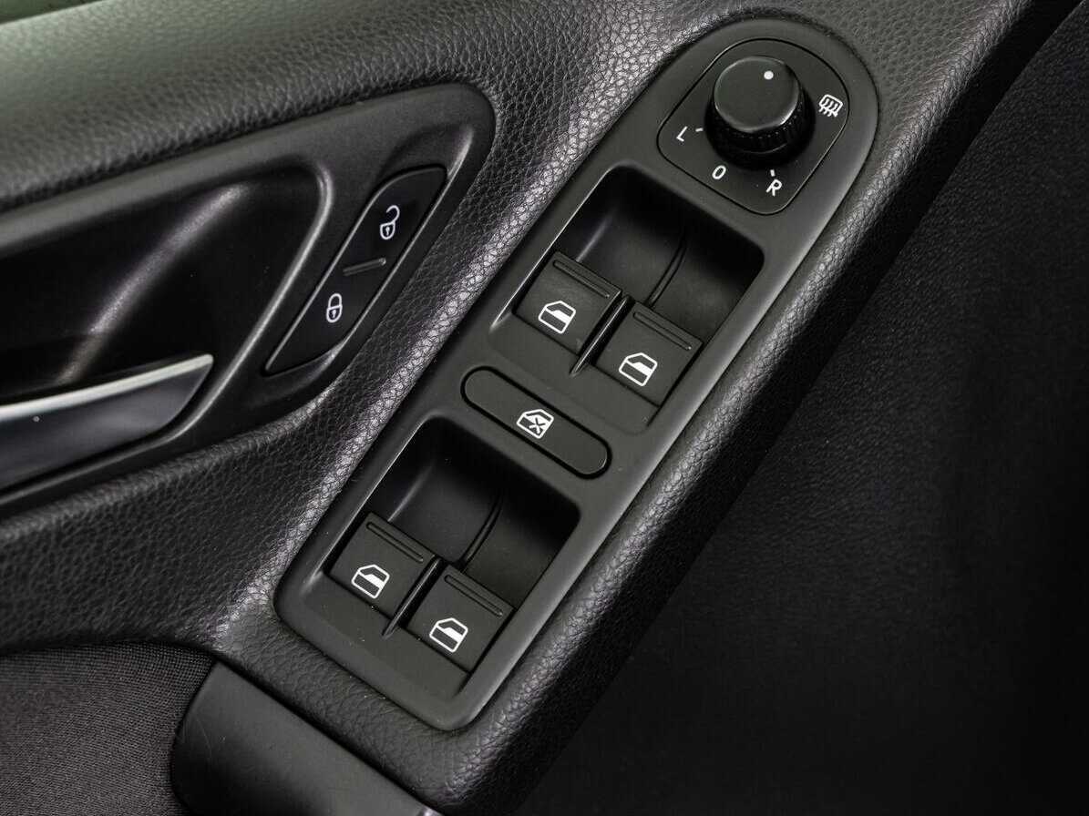 Volkswagen Golf 2012 года с пробегом. Фото: #15