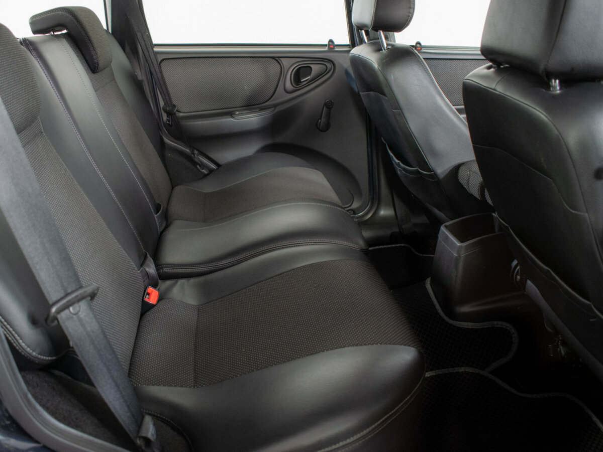 Chevrolet Niva 2012 года с пробегом. Фото: #7