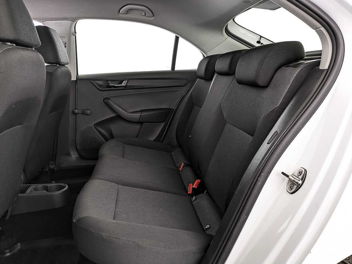 Skoda Rapid 2017 года с пробегом. Фото: #16