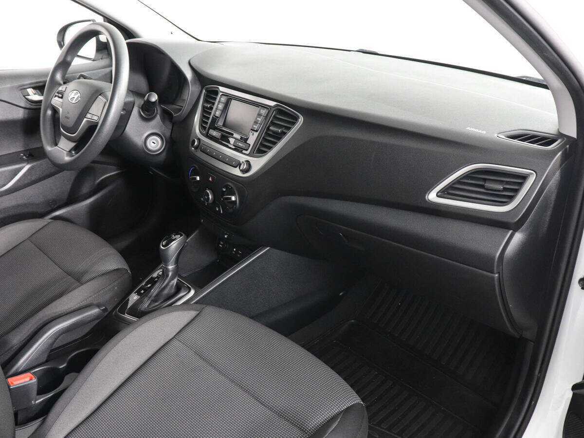 Hyundai Solaris 2017 года с пробегом. Фото: #9