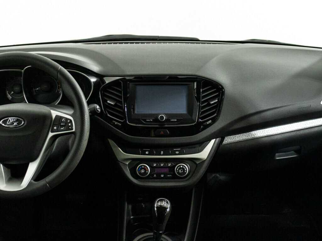 Lada (ВАЗ) Vesta 2018 года с пробегом. Фото: #13