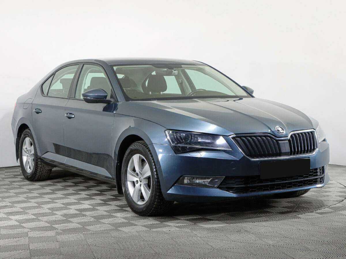 Skoda Superb 2018 года с пробегом. Фото: #2