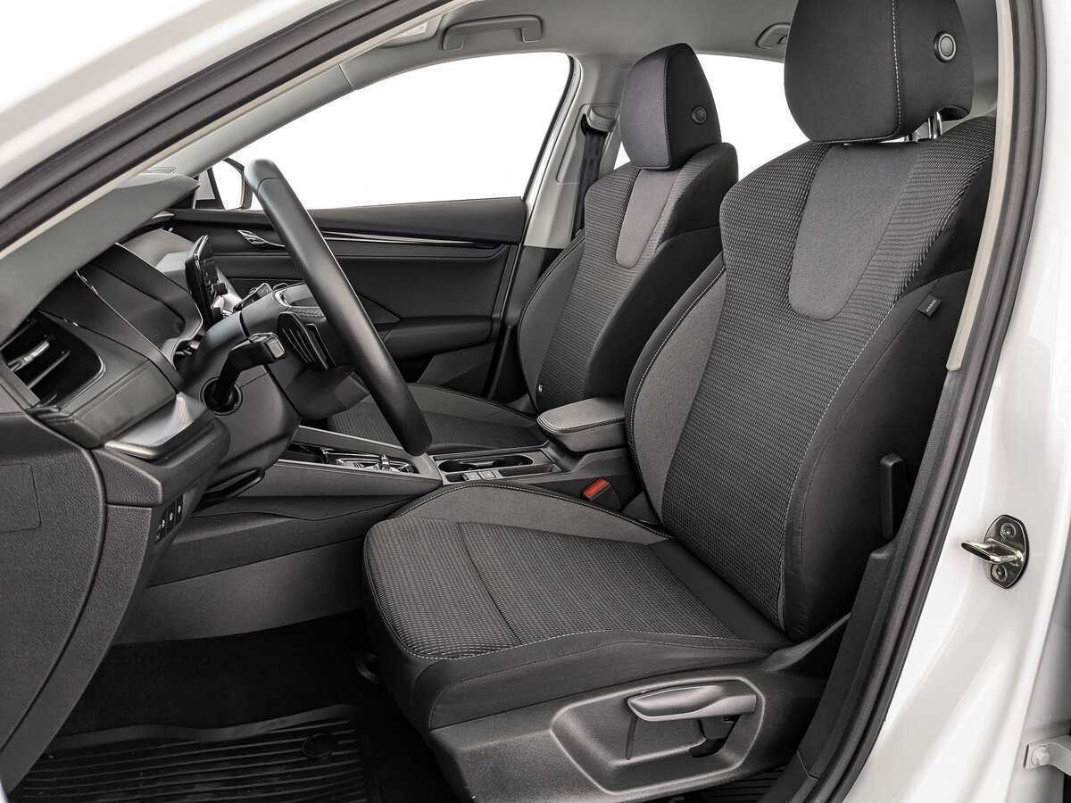 Skoda Octavia 2021 года с пробегом. Фото: #19