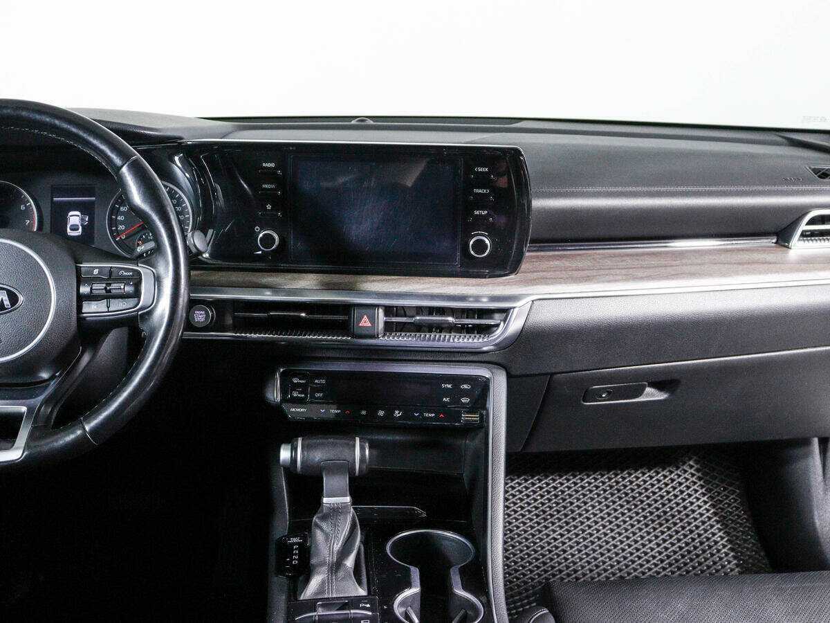 Kia K5 2020 года с пробегом. Фото: #12