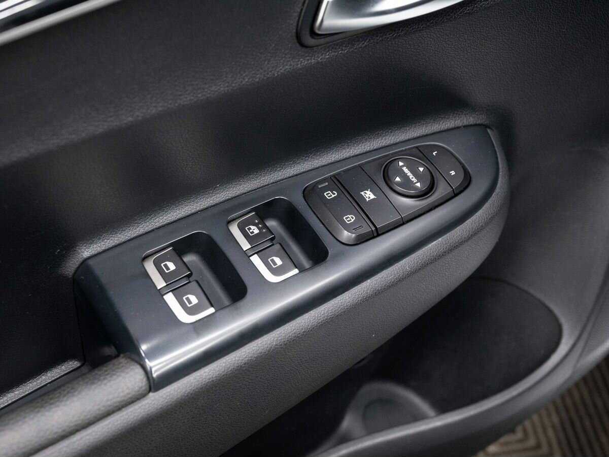 Kia Rio 2020 года с пробегом. Фото: #19