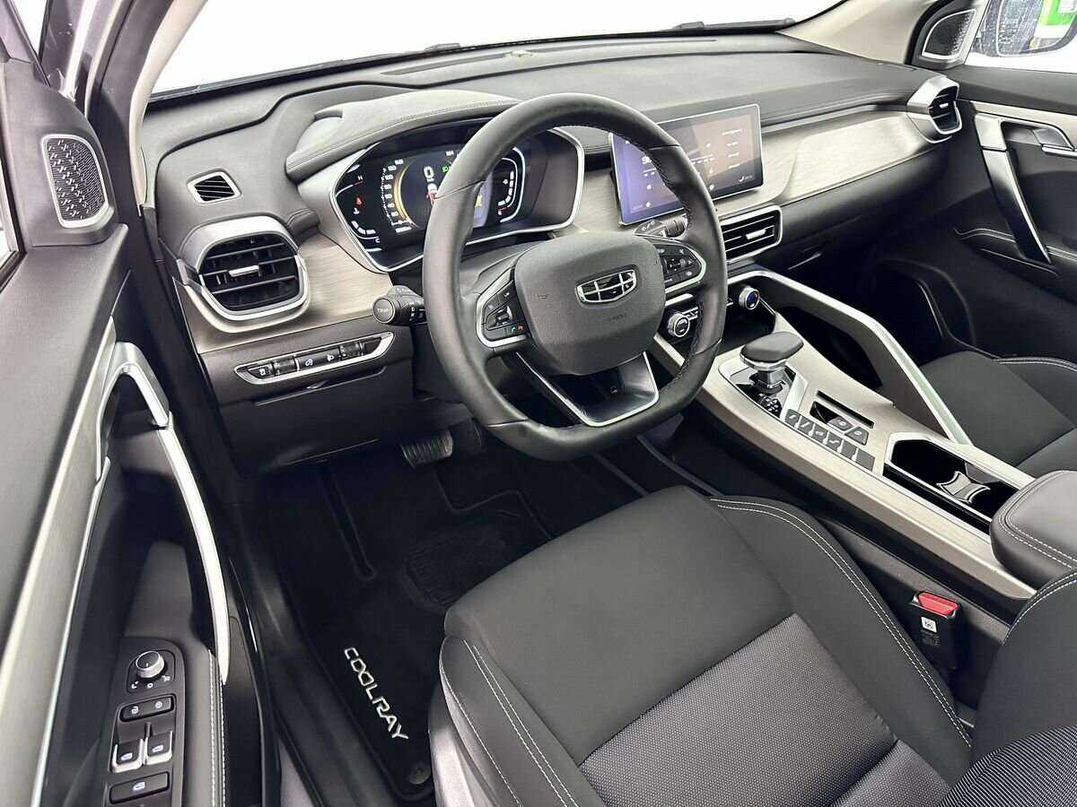 Geely Coolray 2023 года с пробегом. Фото: #6