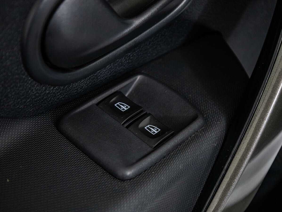 Renault Logan 2019 года с пробегом. Фото: #13