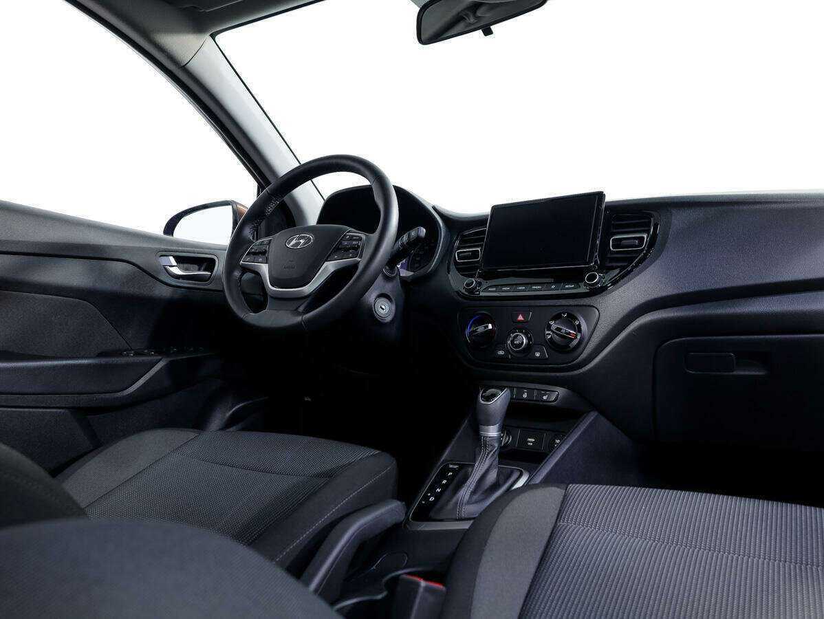 Hyundai Solaris 2021 года с пробегом. Фото: #8