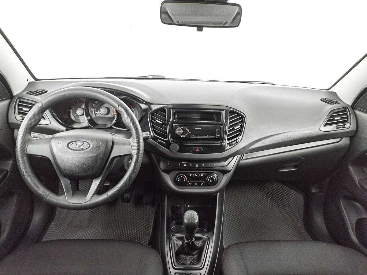 Lada (ВАЗ) Vesta 2018 года с пробегом. Фото: #11