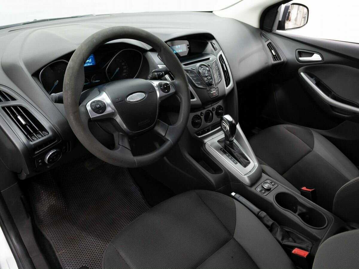 Ford Focus 2013 года с пробегом. Фото: #7