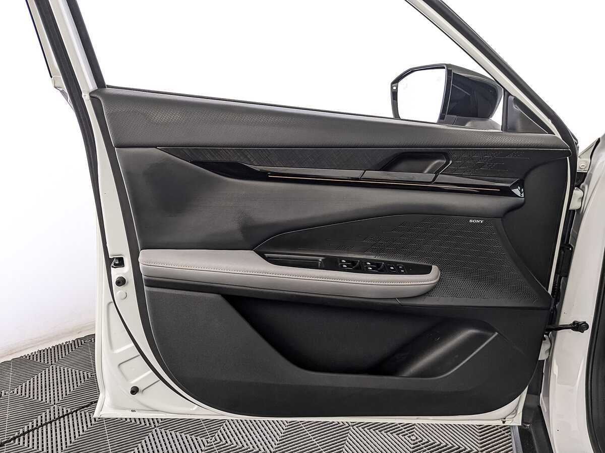 Changan UNI-V 2023 года с пробегом. Фото: #18