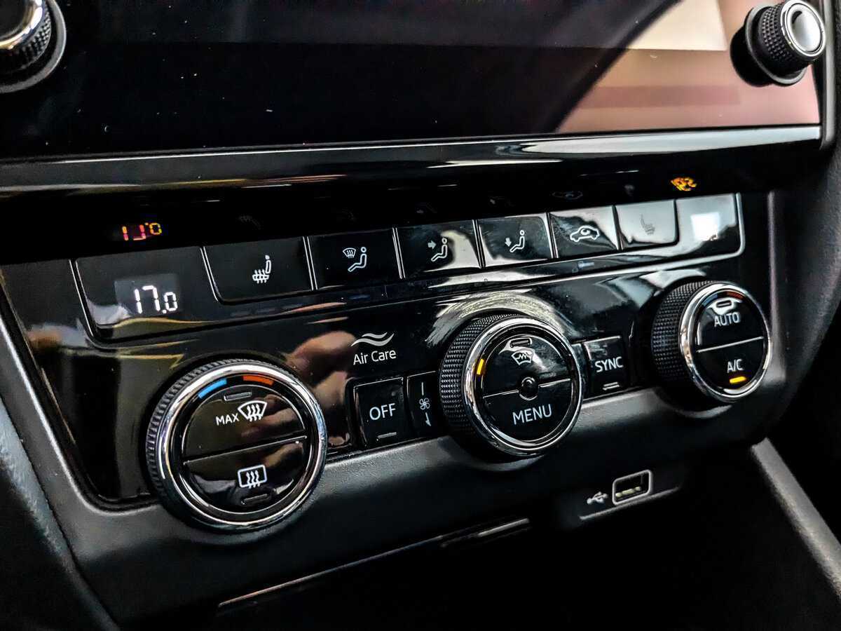 Skoda Octavia 2019 года с пробегом. Фото: #20