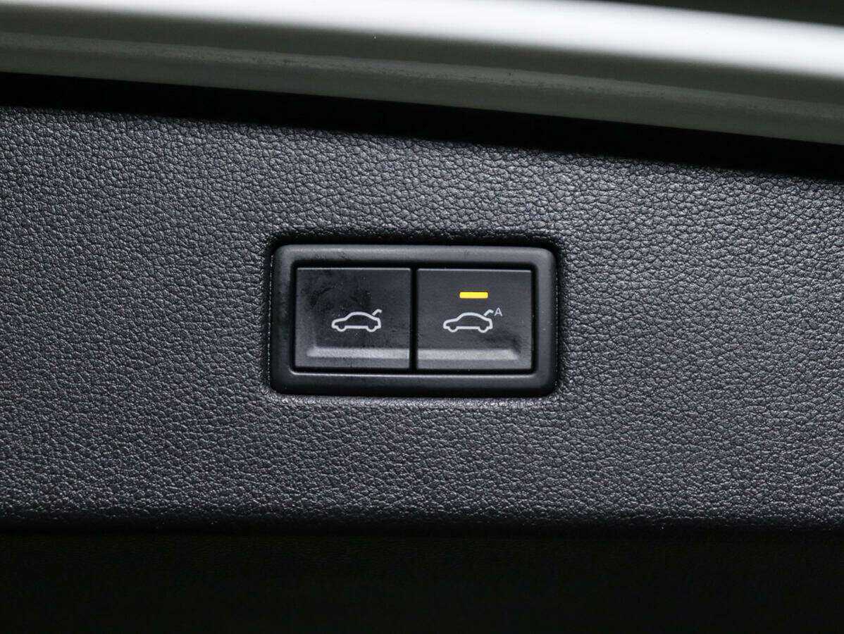 Volkswagen Tiguan 2020 года с пробегом. Фото: #13