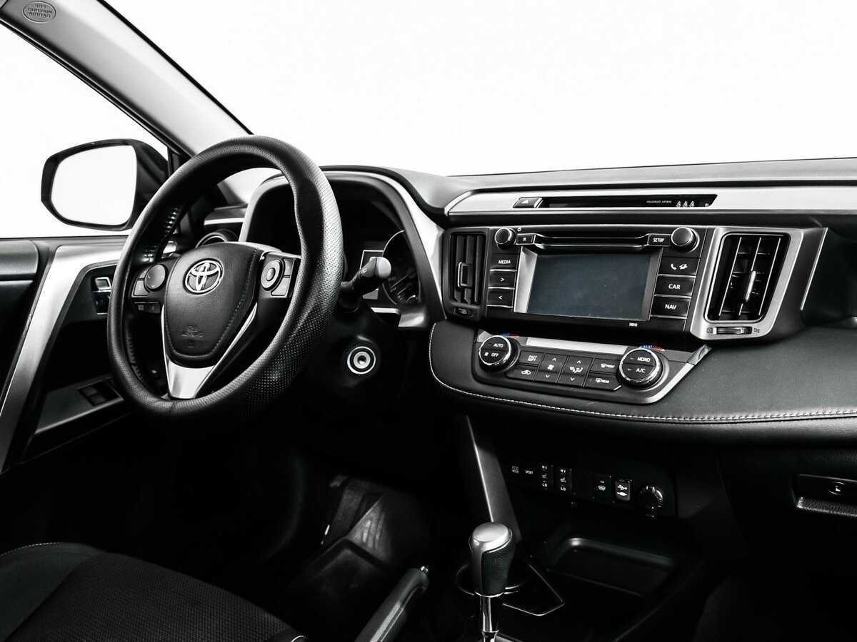 Toyota RAV4 2016 года с пробегом. Фото: #8