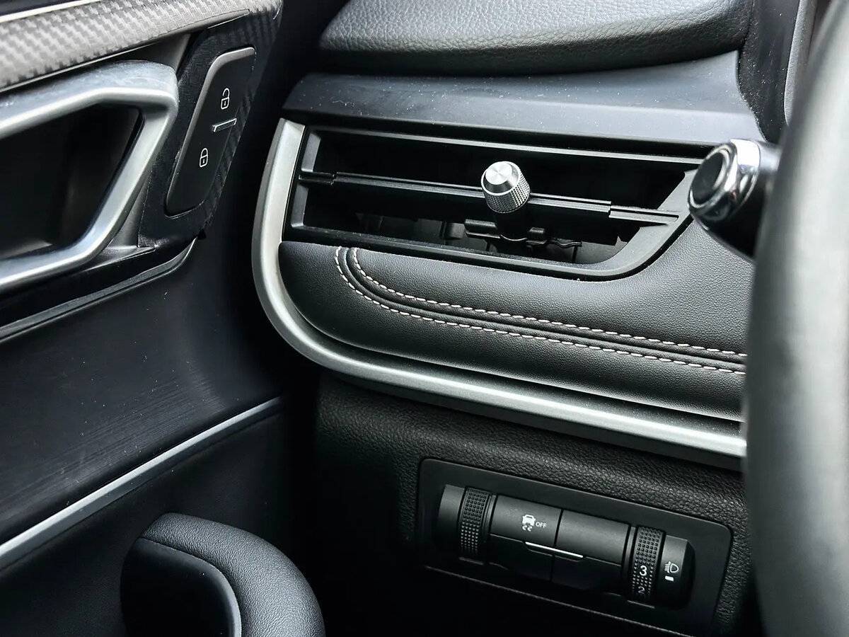 Chery Tiggo 8 2022 года с пробегом. Фото: #17