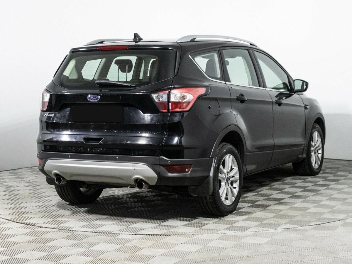 Ford Kuga 2017 года с пробегом. Фото: #4