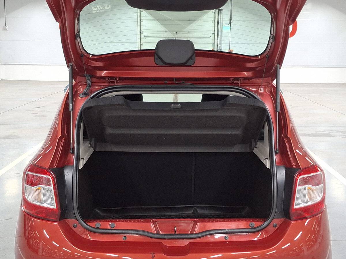 Renault Sandero 2017 года с пробегом. Фото: #9