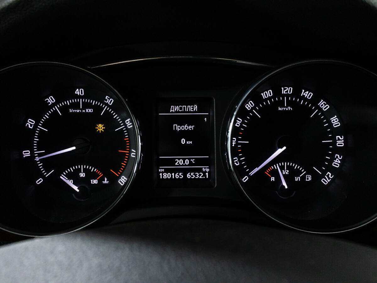 Skoda Superb 2012 года с пробегом. Фото: #11