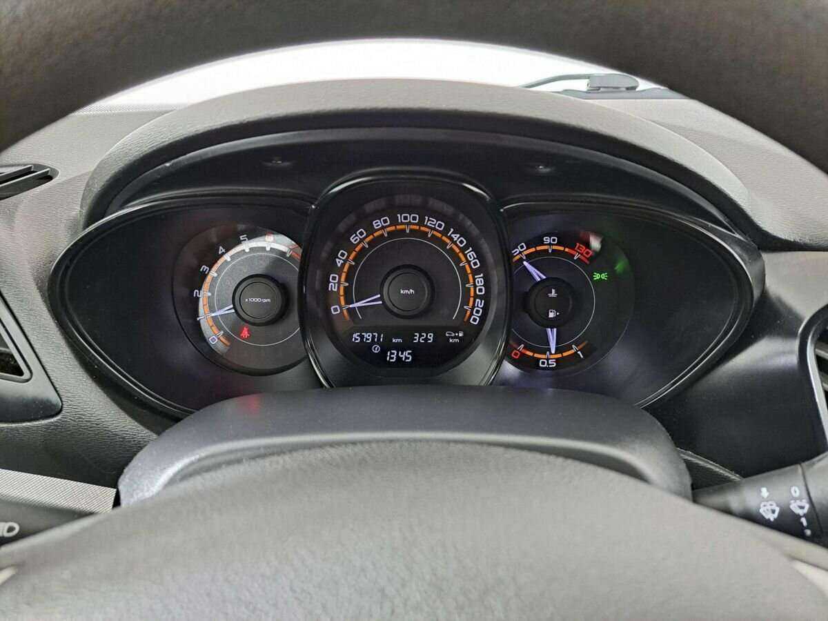 Lada (ВАЗ) Vesta 2018 года с пробегом. Фото: #12