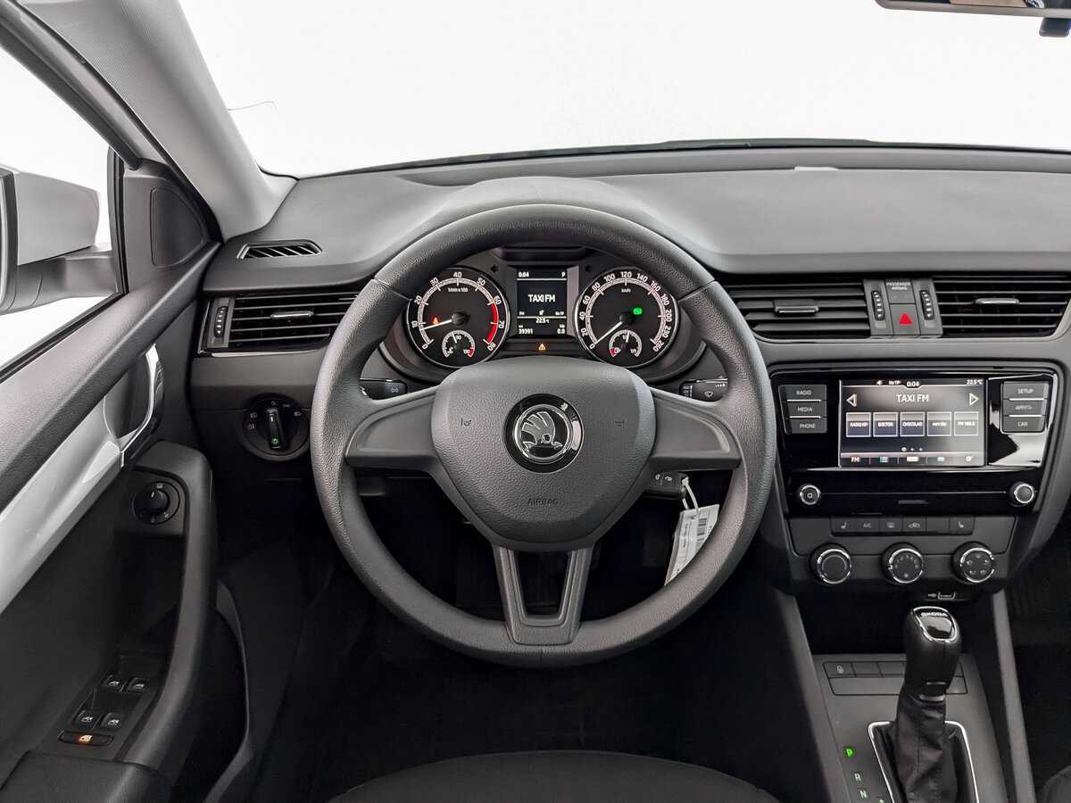 Skoda Octavia 2020 года с пробегом. Фото: #16