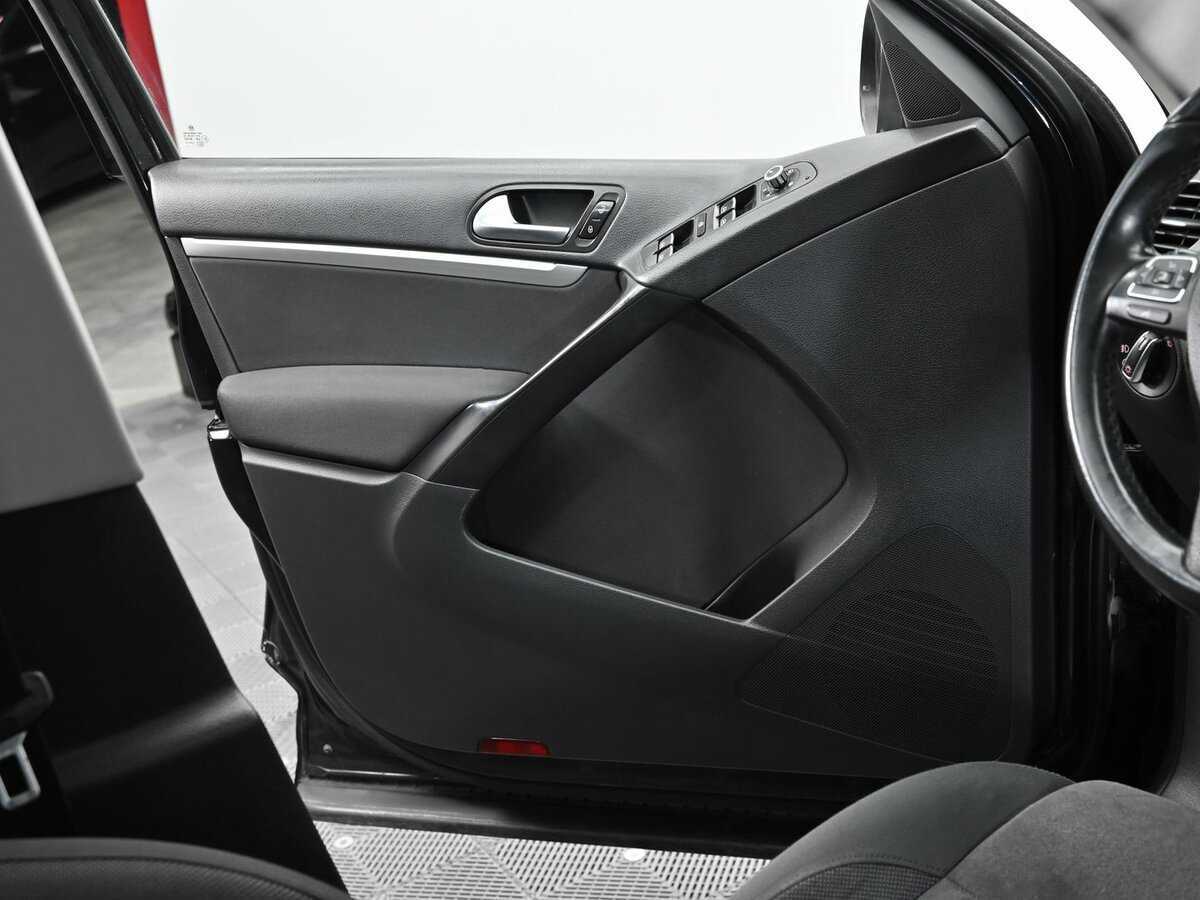 Volkswagen Tiguan 2013 года с пробегом. Фото: #6