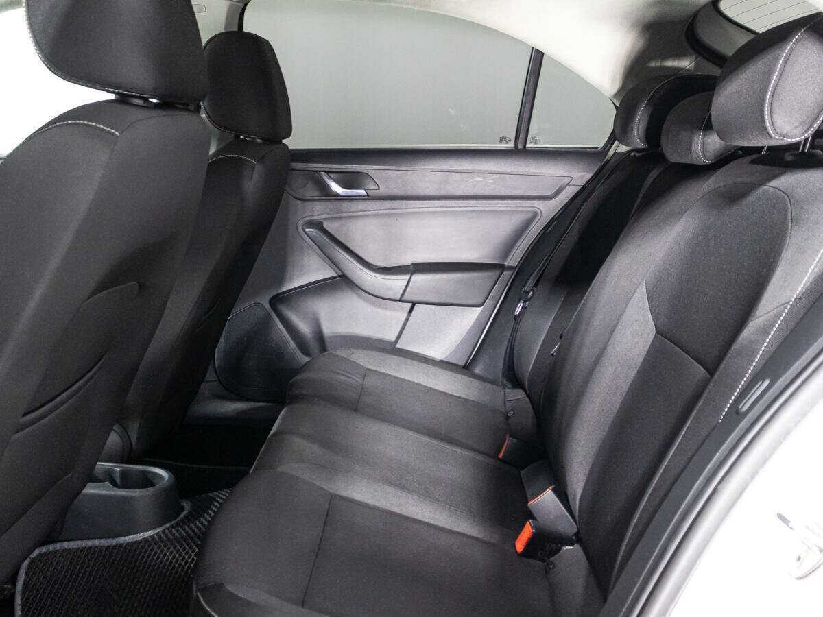 Skoda Rapid 2014 года с пробегом. Фото: #9