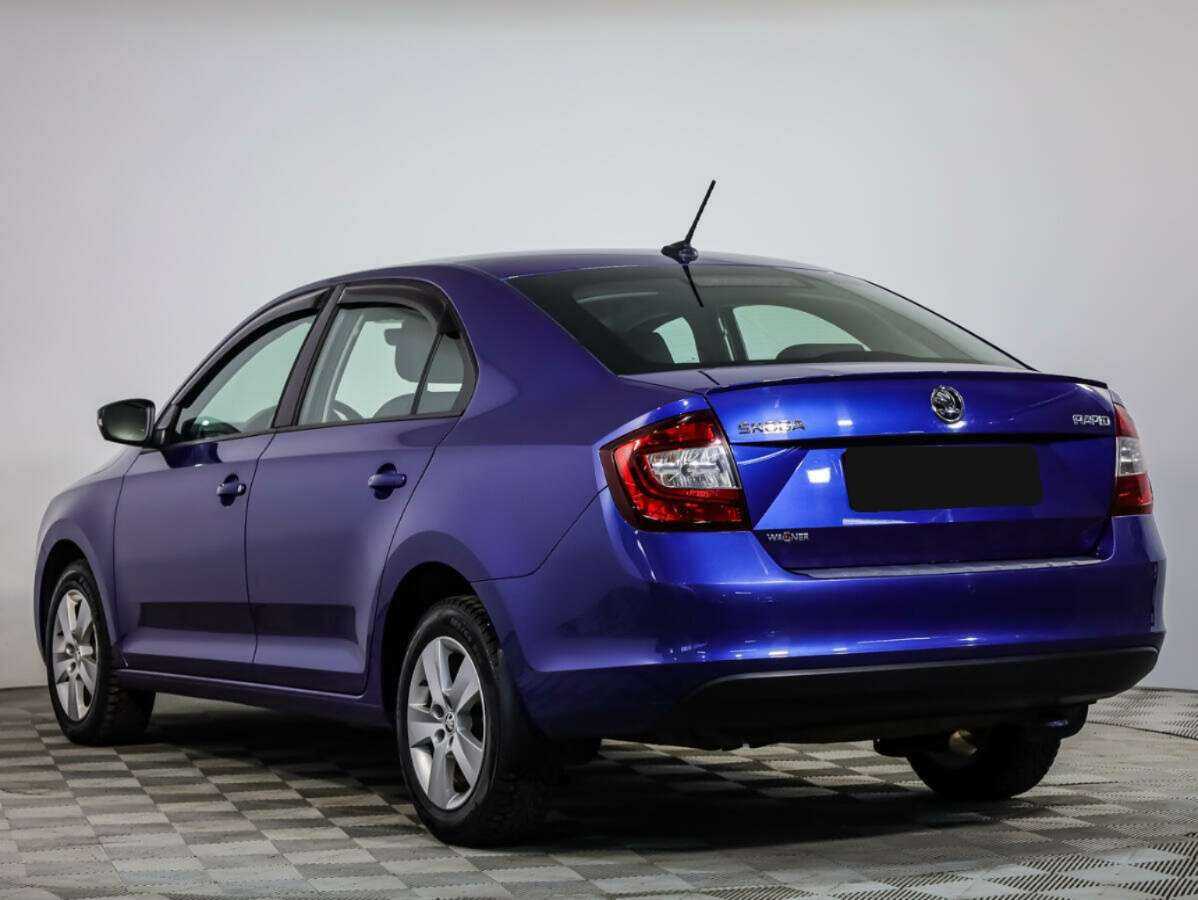 Skoda Rapid 2018 года с пробегом. Фото: #5