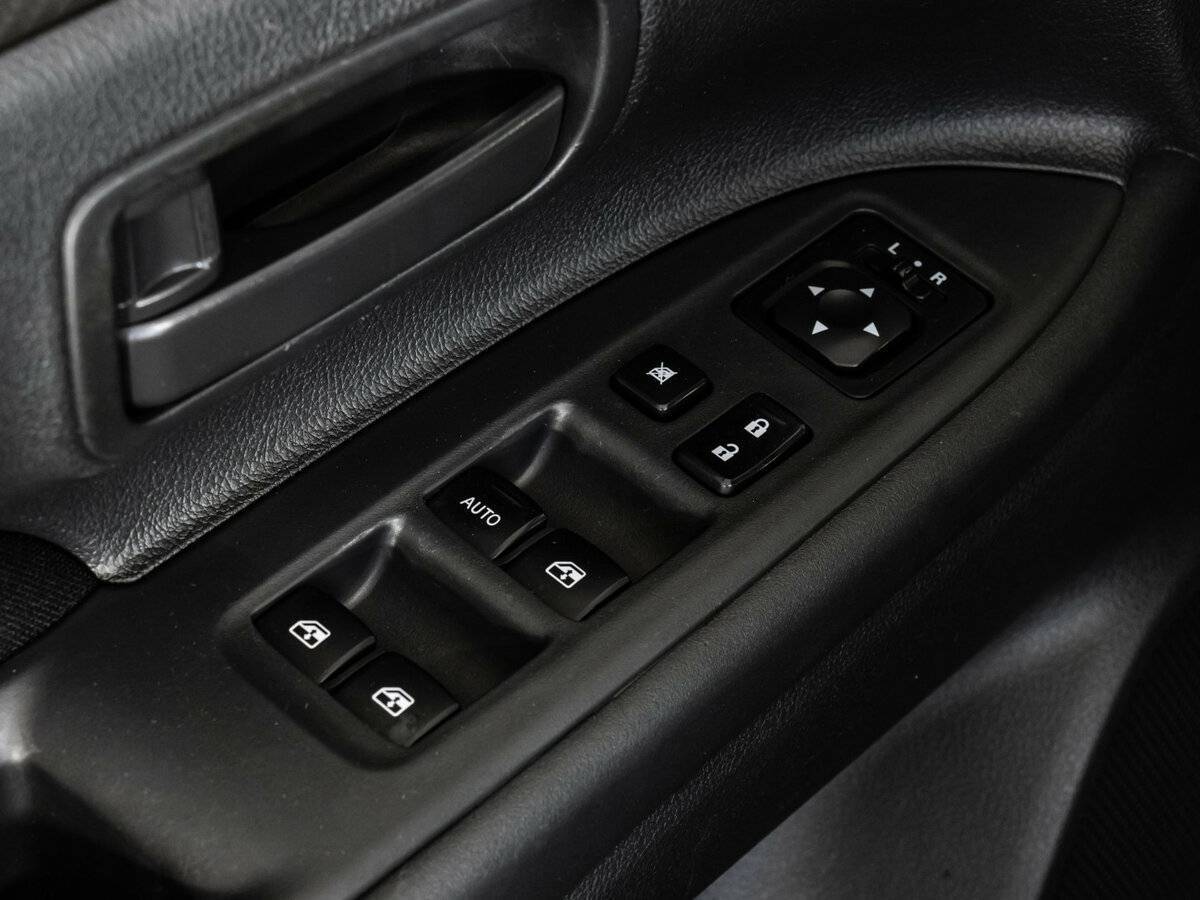 Mitsubishi Outlander 2018 года с пробегом. Фото: #13