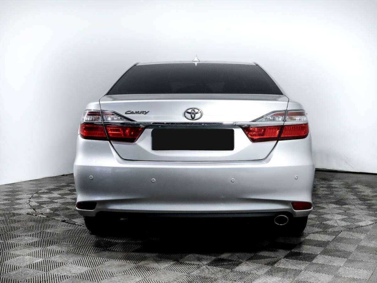 Toyota Camry 2018 года с пробегом. Фото: #4