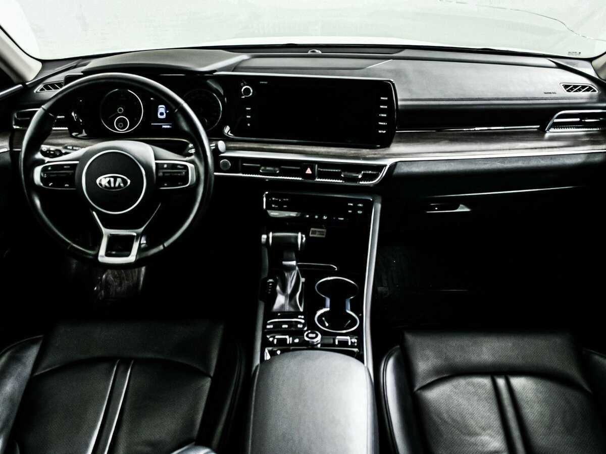 Kia K5 2020 года с пробегом. Фото: #10