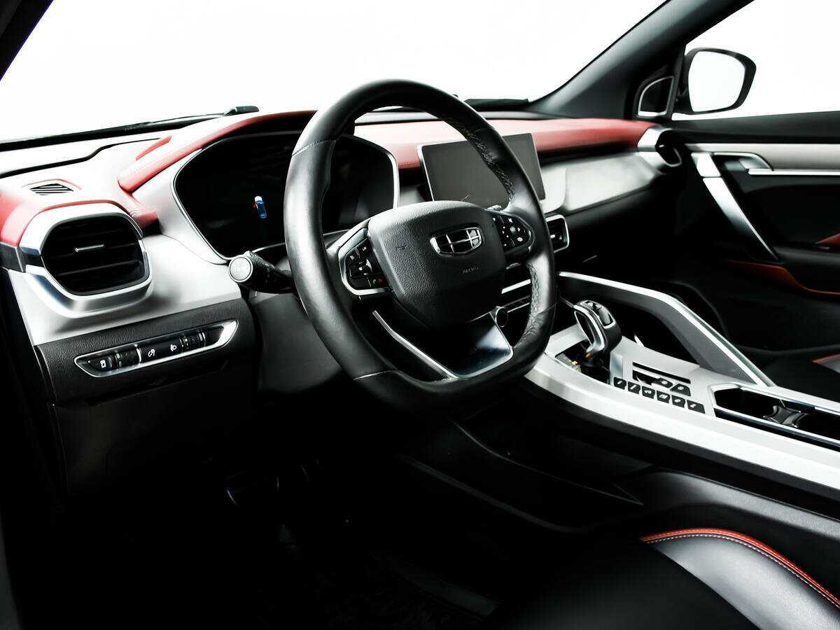 Geely Coolray 2022 года с пробегом. Фото: #12