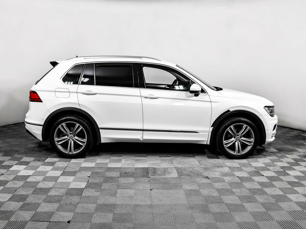 Volkswagen Tiguan 2017 года с пробегом. Фото: #3