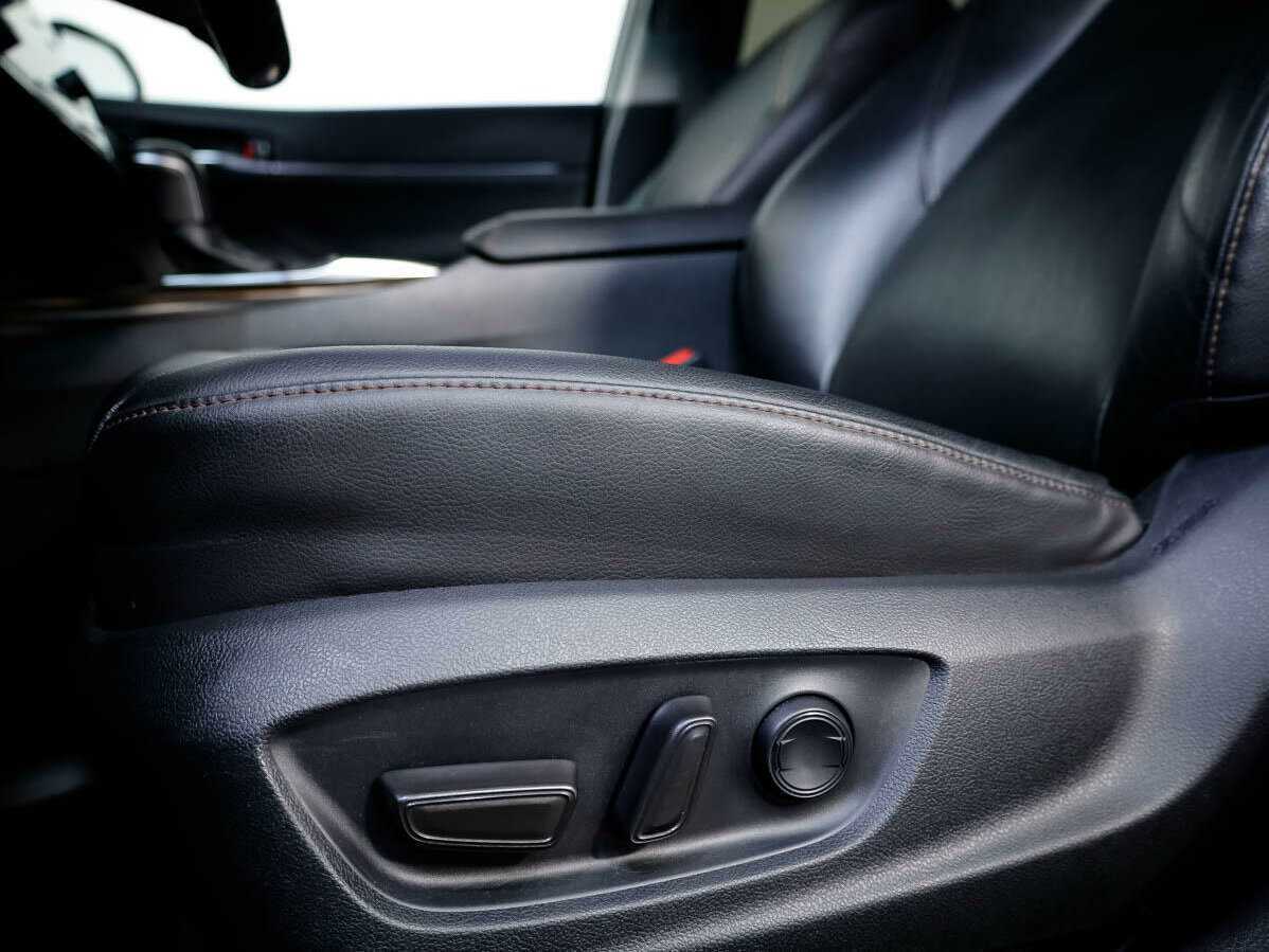 Toyota Camry 2020 года с пробегом. Фото: #14