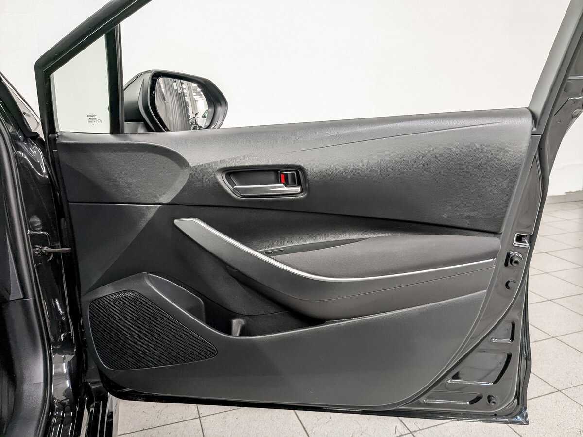 Toyota Corolla 2019 года с пробегом. Фото: #21