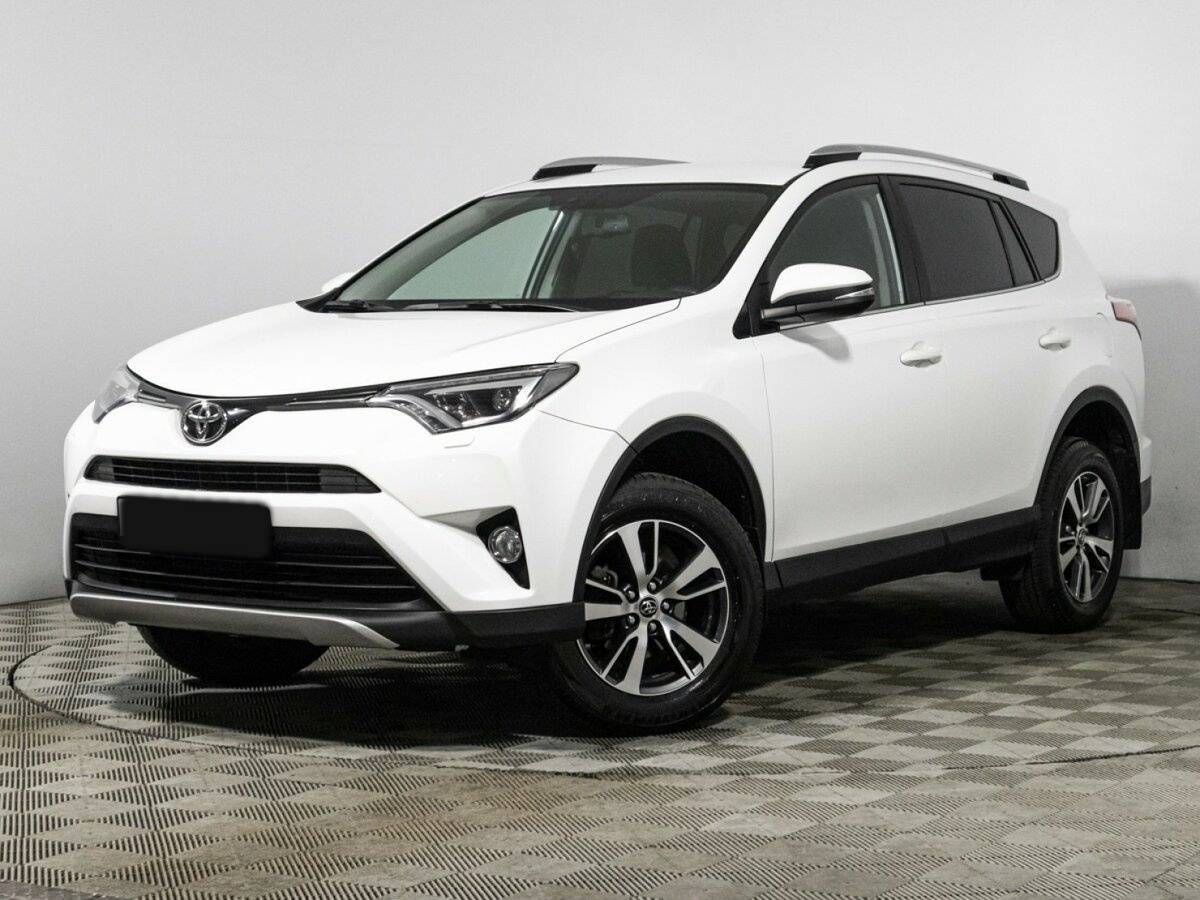 Toyota RAV4 2019 года с пробегом. Посмотреть фото