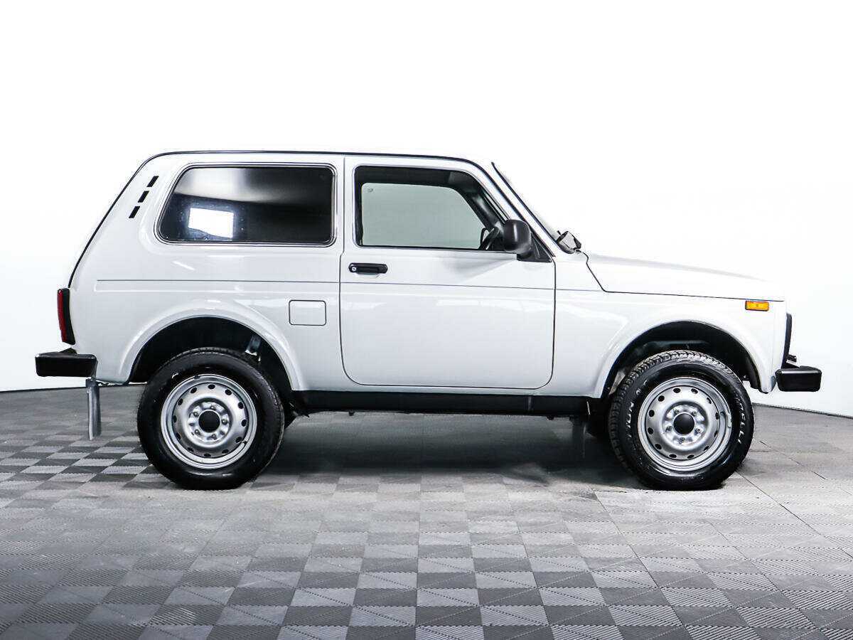 Lada (ВАЗ) 2121 (4x4) 2018 года с пробегом. Фото: #3